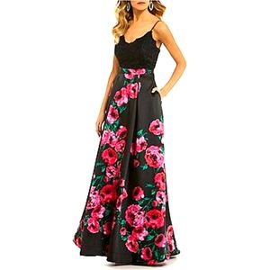 Sleeveless Lace-up-back sequin-Embllished Ball Gown